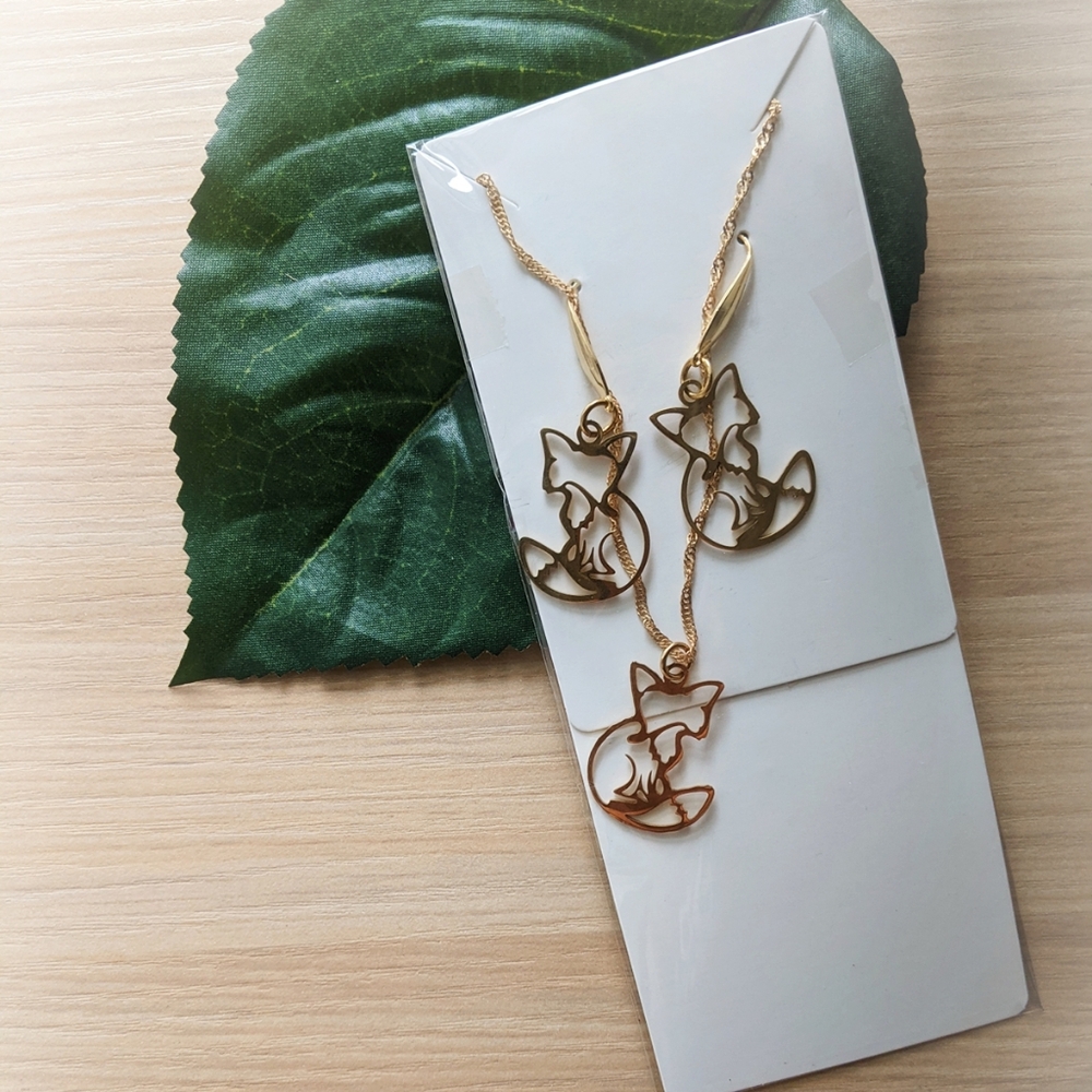 Little Fox earrings and necklace set BNIP stainless steel